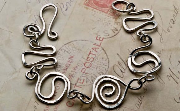 How to Make a Wire Bracelet