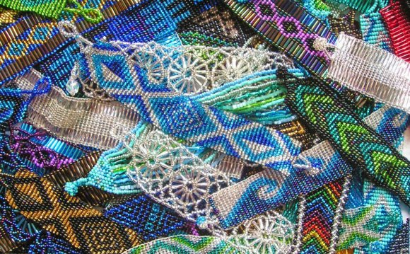 Jewelry making kits might