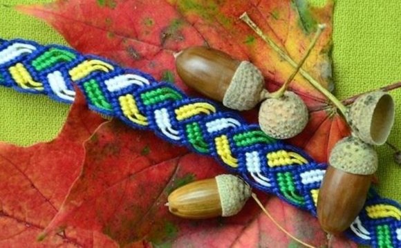 Make Beaded Friendship Bracelet