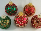 Make Beaded Christmas Ornaments